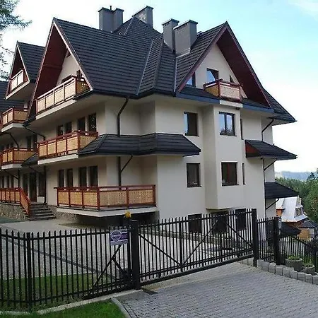 Tatrzanski Jaszczurowka 公寓 *